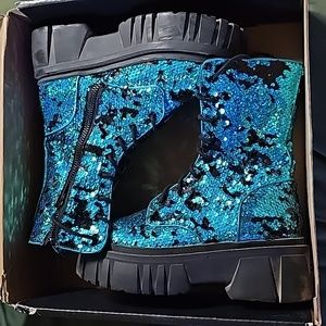 Club Exx, Crave the Beat Combat Boots, Teal, 8M, Used in Box.